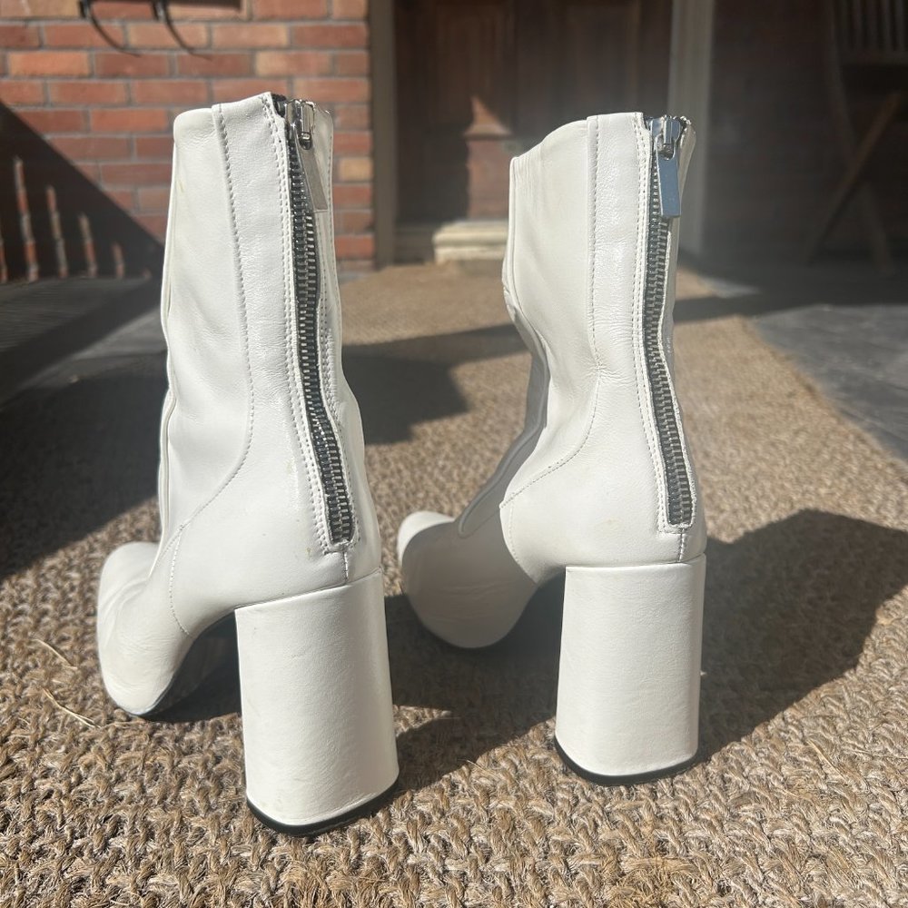 White Go-Go Boots - Picture 2 of 5